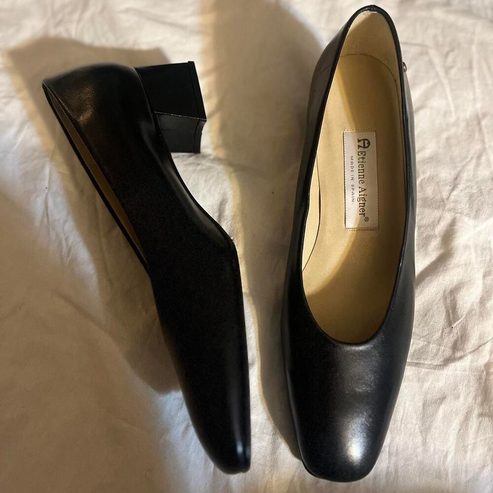 Etienne-aigner Women's Black Courts
